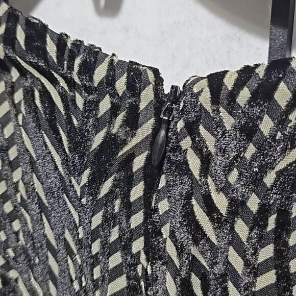 House of Harlow 1960 x Revolve Zebra Print Maxi Dress Size XS New - Picture 9 of 12